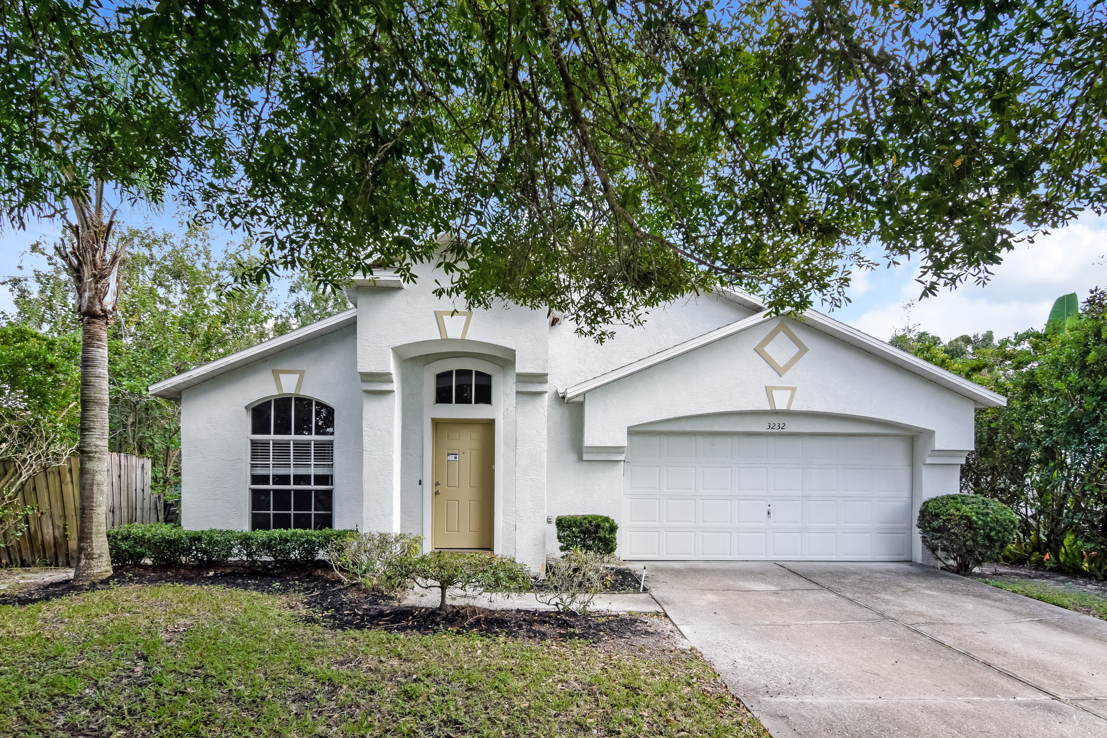 3232 Fremont Ct Land O' Lakes, FL 34639